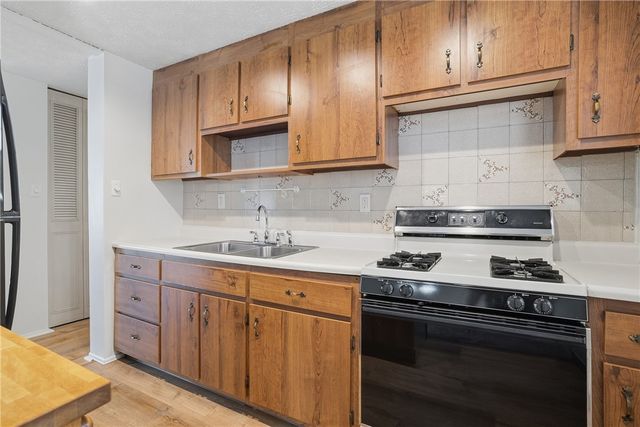 113 Cranbrooke Dr, Findlay Twp, PA 15108