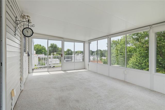 113 Cranbrooke Dr, Findlay Twp, PA 15108