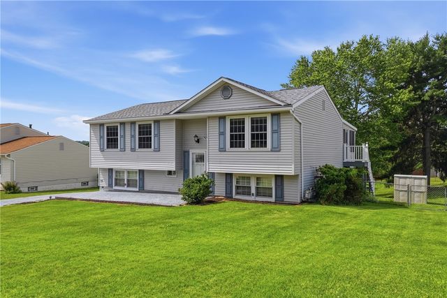 113 Cranbrooke Dr, Findlay Twp, PA 15108