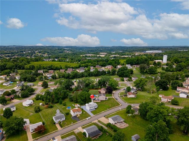 113 Cranbrooke Dr, Findlay Twp, PA 15108