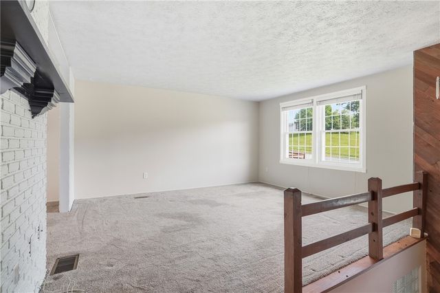 113 Cranbrooke Dr, Findlay Twp, PA 15108