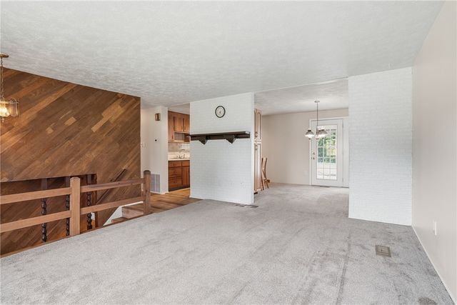 113 Cranbrooke Dr, Findlay Twp, PA 15108