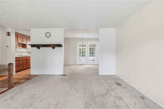 113 Cranbrooke Dr, Findlay Twp, PA 15108