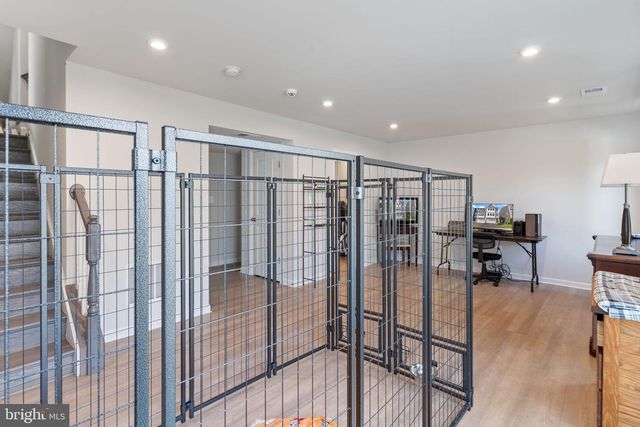 18277 SUMMIT POINTE DR, Triangle, VA 22172