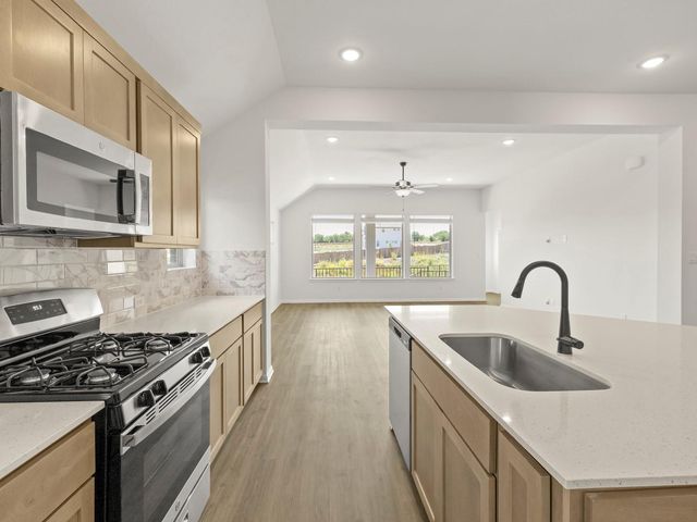 581 Biscayne Bay BND, Kyle, TX 78640