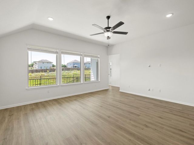 581 Biscayne Bay BND, Kyle, TX 78640