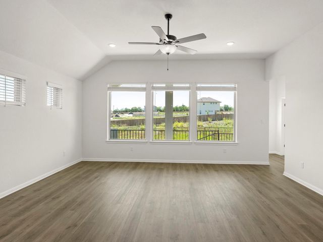 581 Biscayne Bay BND, Kyle, TX 78640