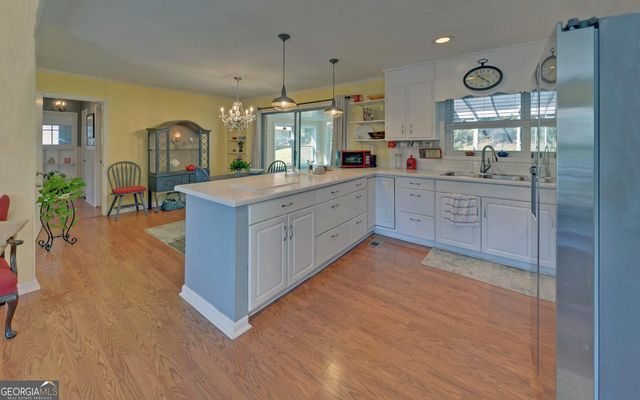 102 Cherry Street, Toccoa, GA 30577