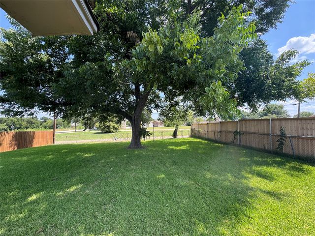 2206 Norma Drive, Mesquite, TX 75149