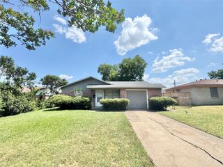 2206 Norma Drive, Mesquite, TX 75149