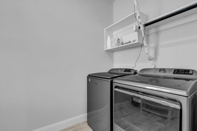 912 Crockett Street, Aubrey, TX 76227