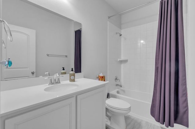 912 Crockett Street, Aubrey, TX 76227