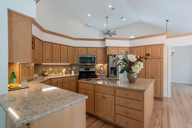 3050 W PICKET POST ST, Columbia, MO 65203