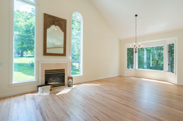 3050 W PICKET POST ST, Columbia, MO 65203
