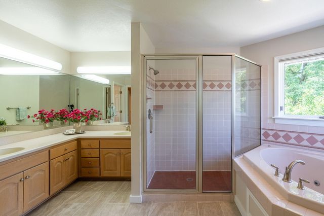 3050 W PICKET POST ST, Columbia, MO 65203
