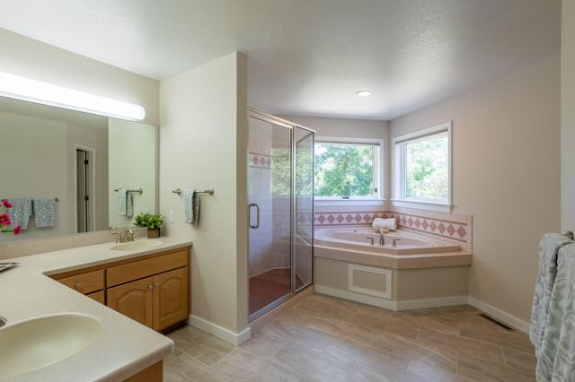 3050 W PICKET POST ST, Columbia, MO 65203
