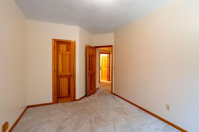 3050 W PICKET POST ST, Columbia, MO 65203