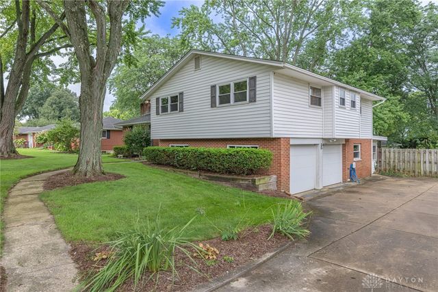 45 Tulip Lane, Riverside, OH 45432