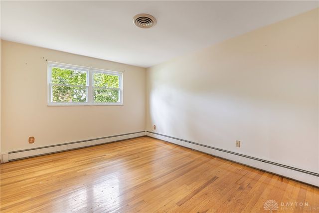 45 Tulip Lane, Riverside, OH 45432