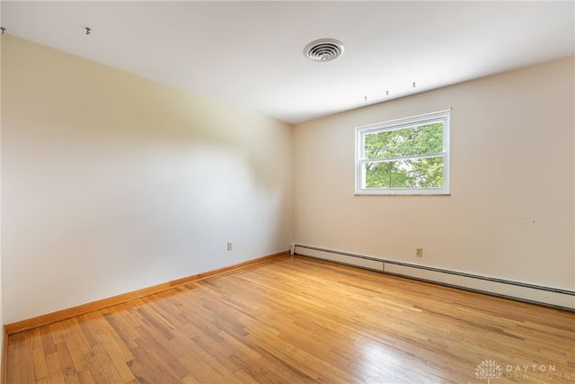 45 Tulip Lane, Riverside, OH 45432