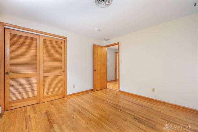 45 Tulip Lane, Riverside, OH 45432
