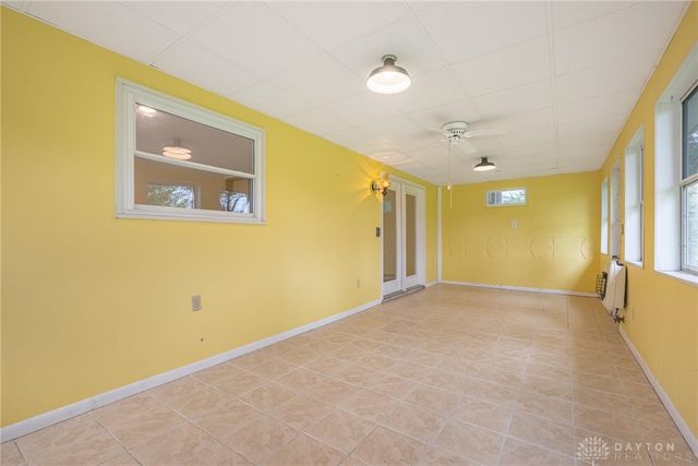 45 Tulip Lane, Riverside, OH 45432