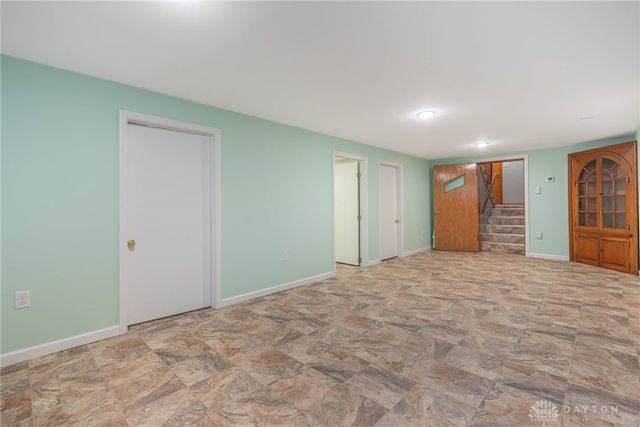 45 Tulip Lane, Riverside, OH 45432
