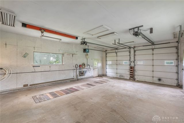 45 Tulip Lane, Riverside, OH 45432