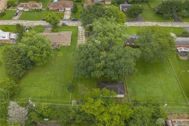 45 Tulip Lane, Riverside, OH 45432