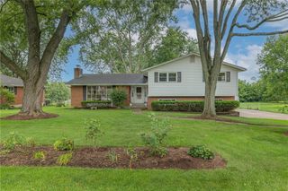 45 Tulip Lane, Riverside, OH 45432