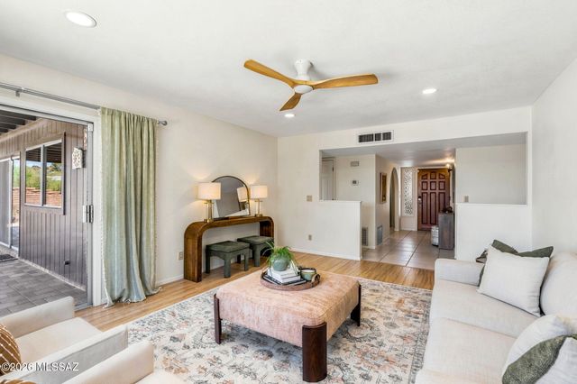 3951 N Four Winds Drive, Tucson, AZ 85750