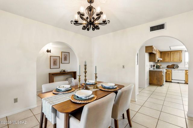 3951 N Four Winds Drive, Tucson, AZ 85750