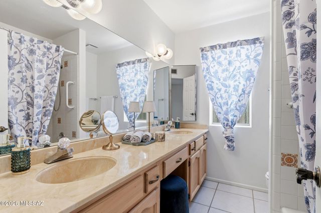 3951 N Four Winds Drive, Tucson, AZ 85750