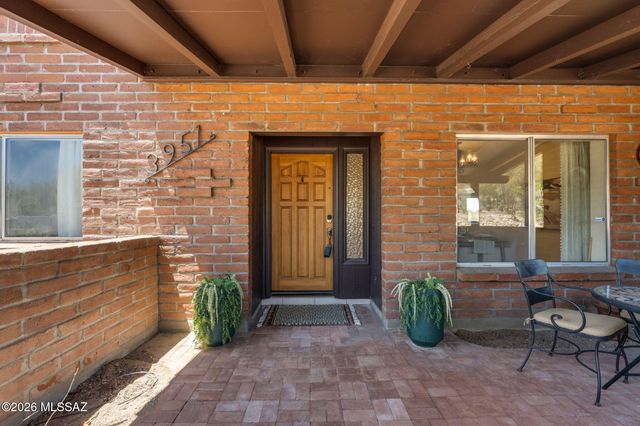 3951 N Four Winds Drive, Tucson, AZ 85750