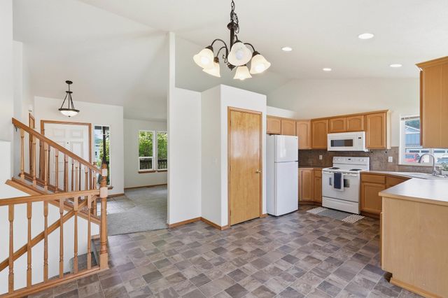 620 N Lucille Ln, Spokane Valley, WA 99216