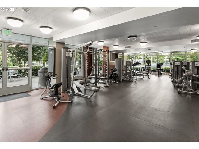 1310 Nw NAITO Pkwy 509, Portland, OR 97209