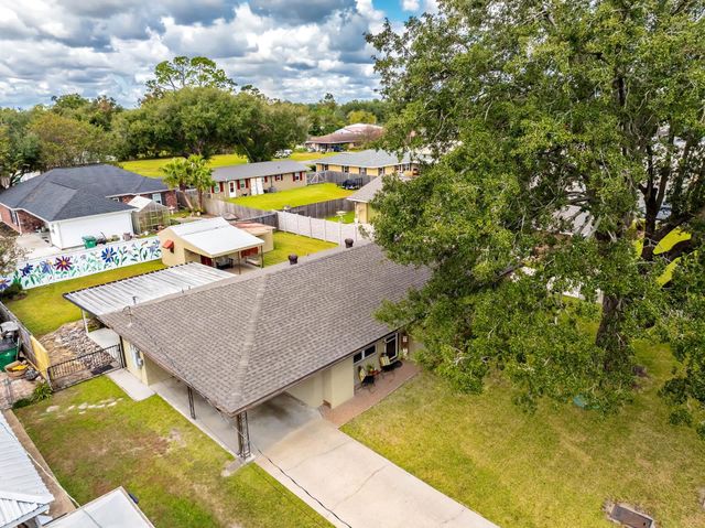306 St. Bernard, Thibodaux, LA 70301