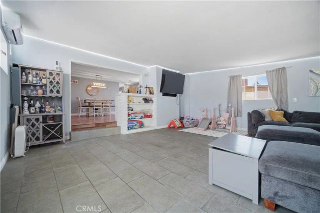 1853 Garland, Pomona, CA 91766