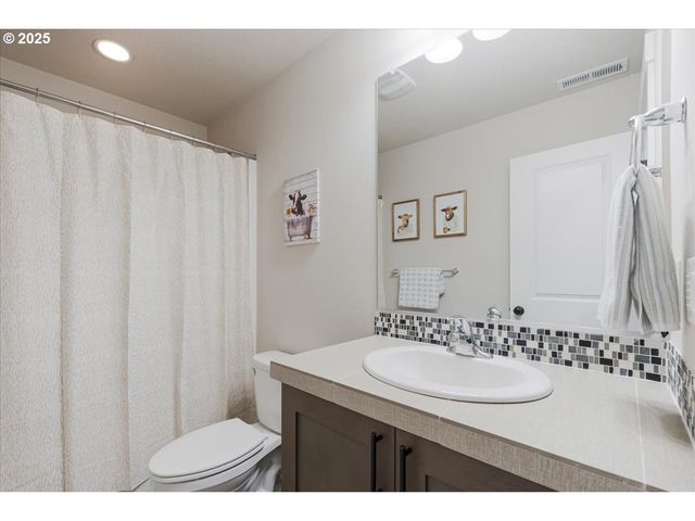 2856 S NECTARINE St, Cornelius, OR 97113