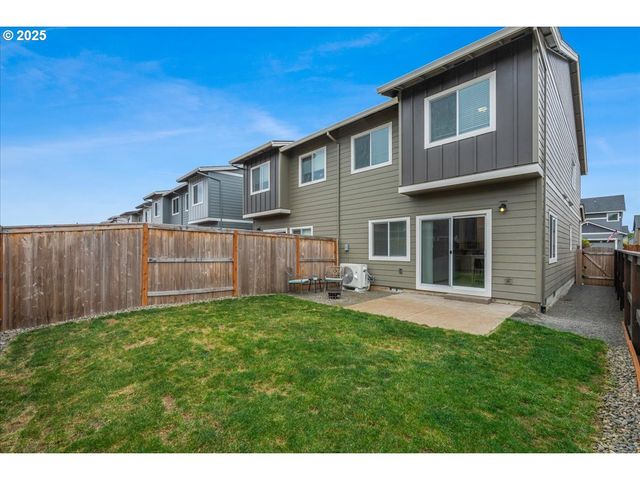 2856 S NECTARINE St, Cornelius, OR 97113