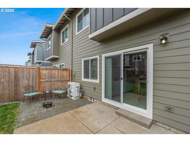 2856 S NECTARINE St, Cornelius, OR 97113