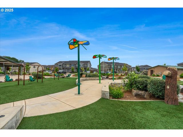 2856 S NECTARINE St, Cornelius, OR 97113