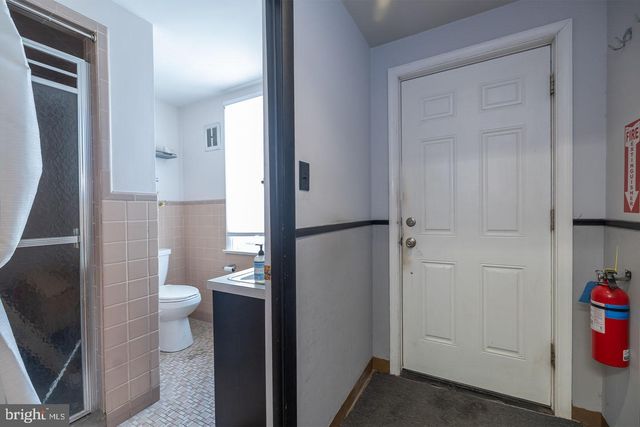 1017 MARKET ST, Gloucester City, NJ 08030