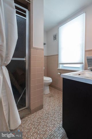 1017 MARKET ST, Gloucester City, NJ 08030