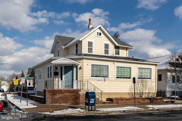 1017 MARKET ST, Gloucester City, NJ 08030