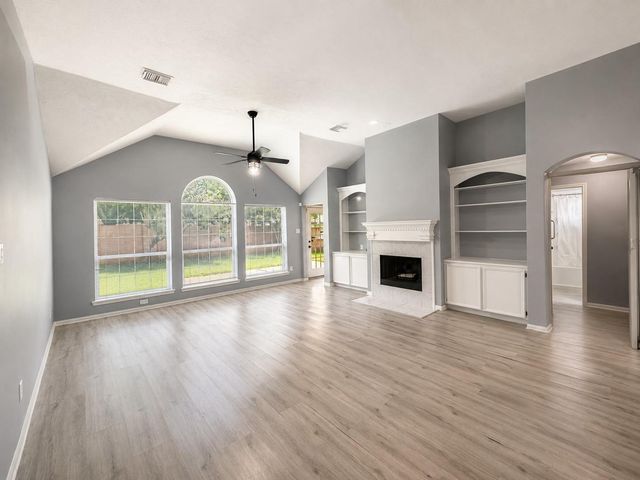 3006 Pecan Wood Drive, Missouri City, TX 77459