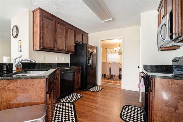 1504 Cedar Creek Drive, Loganville, GA 30052