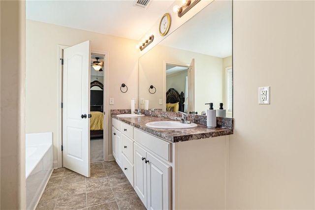 1504 Cedar Creek Drive, Loganville, GA 30052