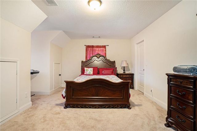 1504 Cedar Creek Drive, Loganville, GA 30052