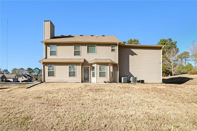 1504 Cedar Creek Drive, Loganville, GA 30052